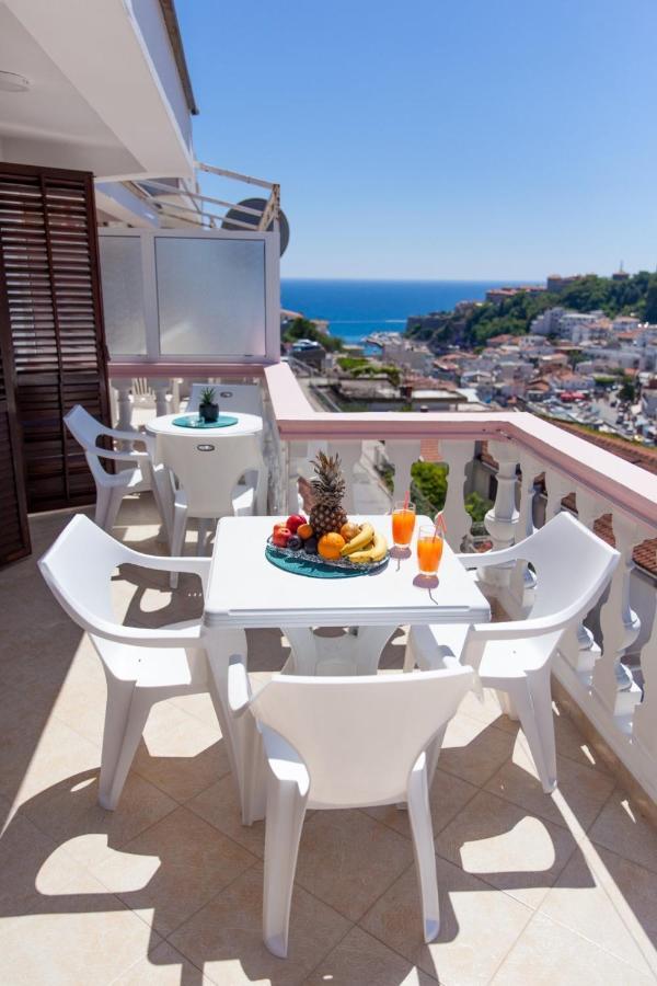 Castello Apartments อุลซิน ภายนอก รูปภาพ